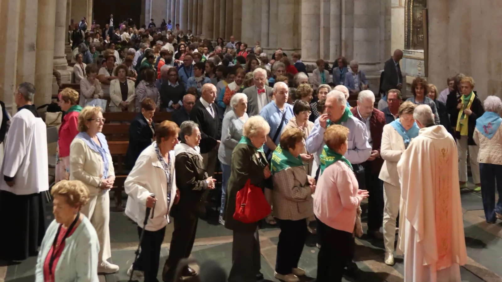 Foto 3 - Siete miembros de Vida Ascendente de Ciudad Rodrigo participan en el encuentro regional celebrado en Salamanca