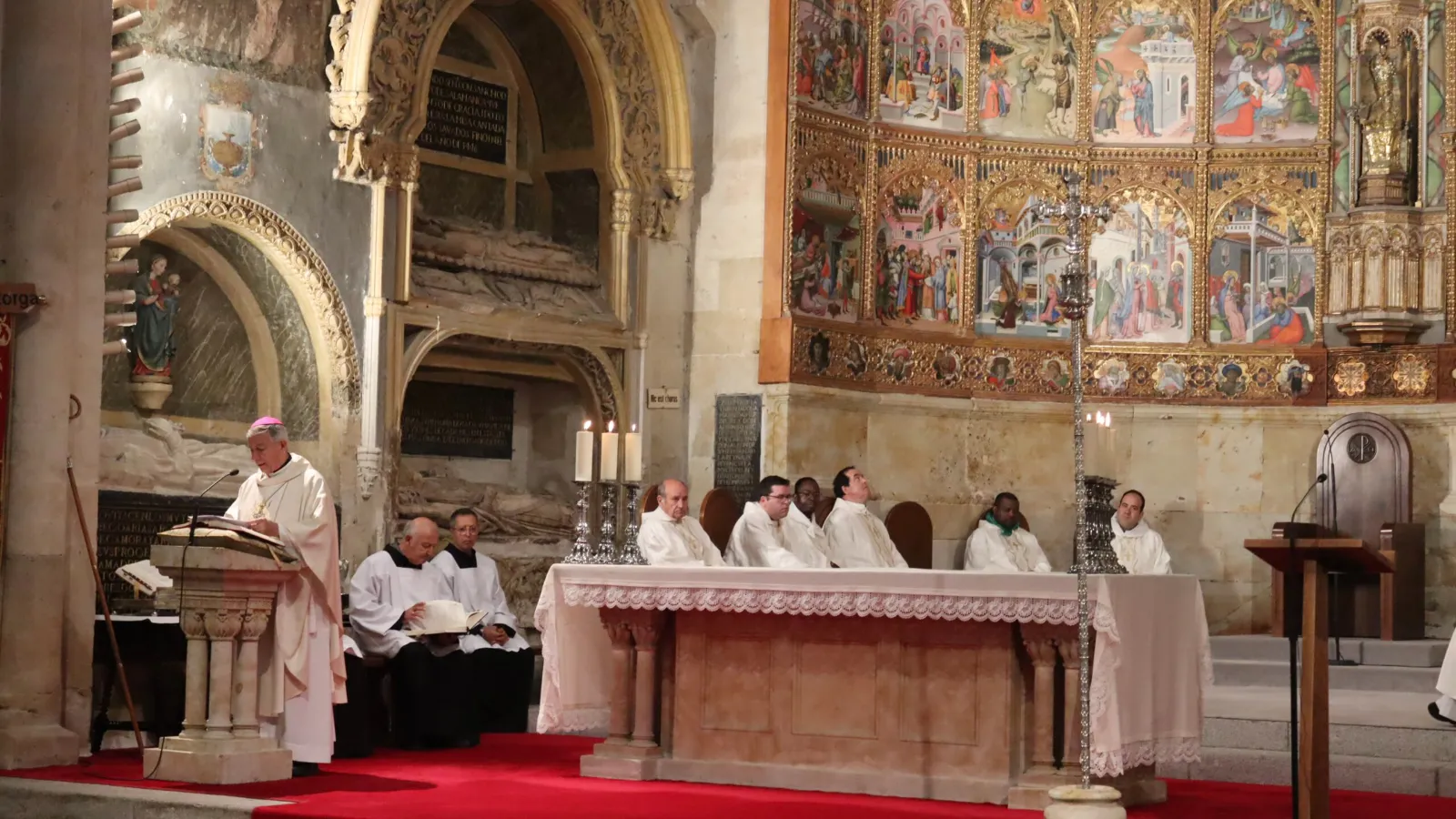 Foto 4 - Siete miembros de Vida Ascendente de Ciudad Rodrigo participan en el encuentro regional celebrado en Salamanca