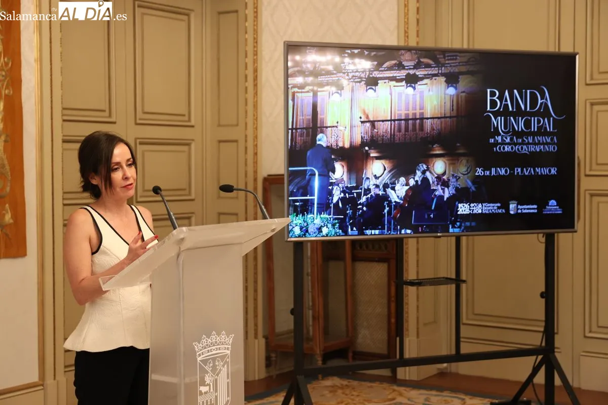 Presentación en el Ayuntamiento del estreno de 'Salamanca 1526' de la Banda Municipal en la Plaza Mayor. Foto de David Sañudo