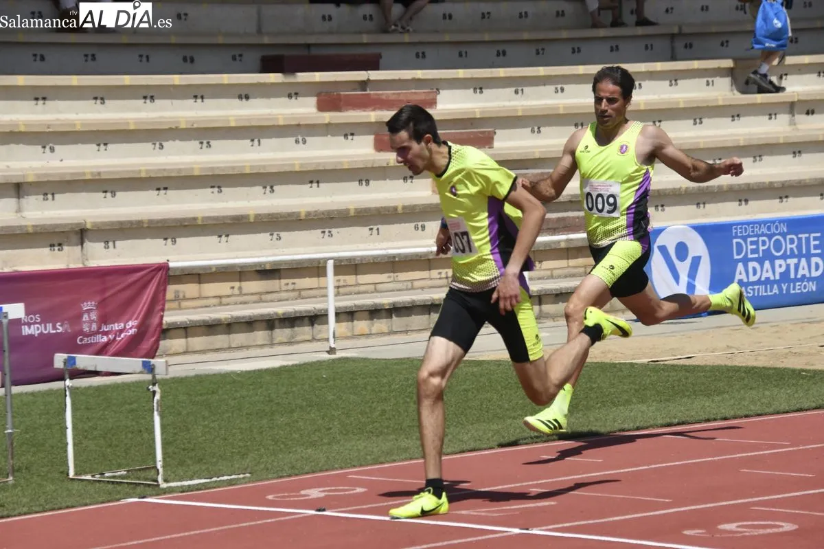 FOTOS | Cerca de un centenar de deportistas disfrutan con el Campeonato de Atletismo Adaptado en Las Pistas