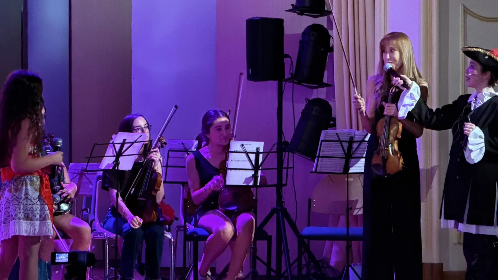 Foto 3 - La Escuela de M&uacute;sica de Santa Marta triunfa con el concierto teatralizado 'La Banda Fantas&iacute;a'