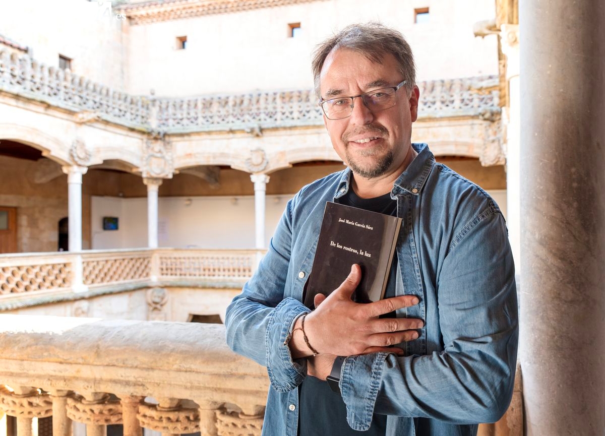 Chema García, José María García Saéz: La poesía es a veces lo único que puede salvar al mundo 