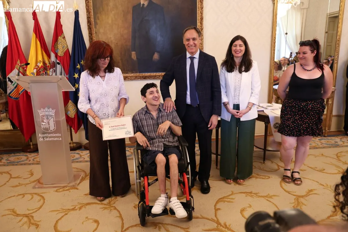 Día de emociones en el Ayuntamiento con la clausura de 'Univerusal: la universidad inclusiva'. Foto de David Sañudo