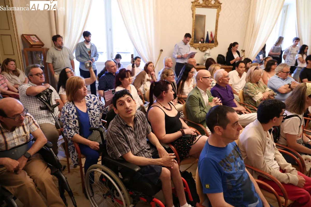 Día de emociones en el Ayuntamiento con la clausura de 'Univerusal: la universidad inclusiva'. Foto de David Sañudo