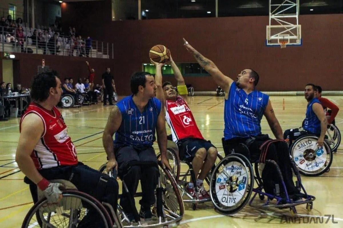 Chema Cabrero, jugador de baloncesto en silla de ruedas 