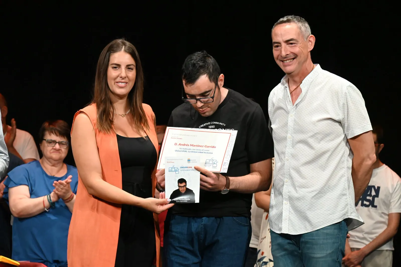Clausura de UniverUSAL  en el Teatro Nuevo Fernando Arrabal 