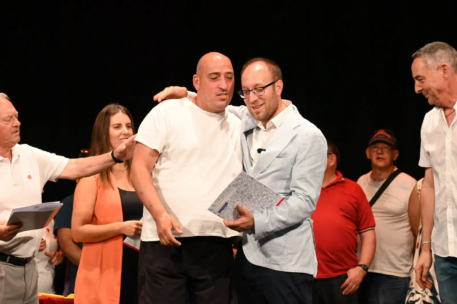 Clausura de UniverUSAL  en el Teatro Nuevo Fernando Arrabal 