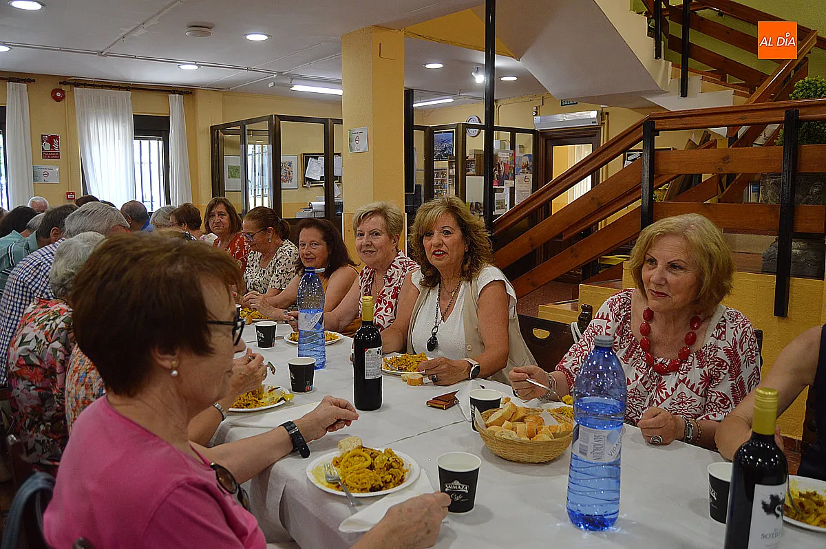 Centro de Día de Mayores comida de finde de curso 