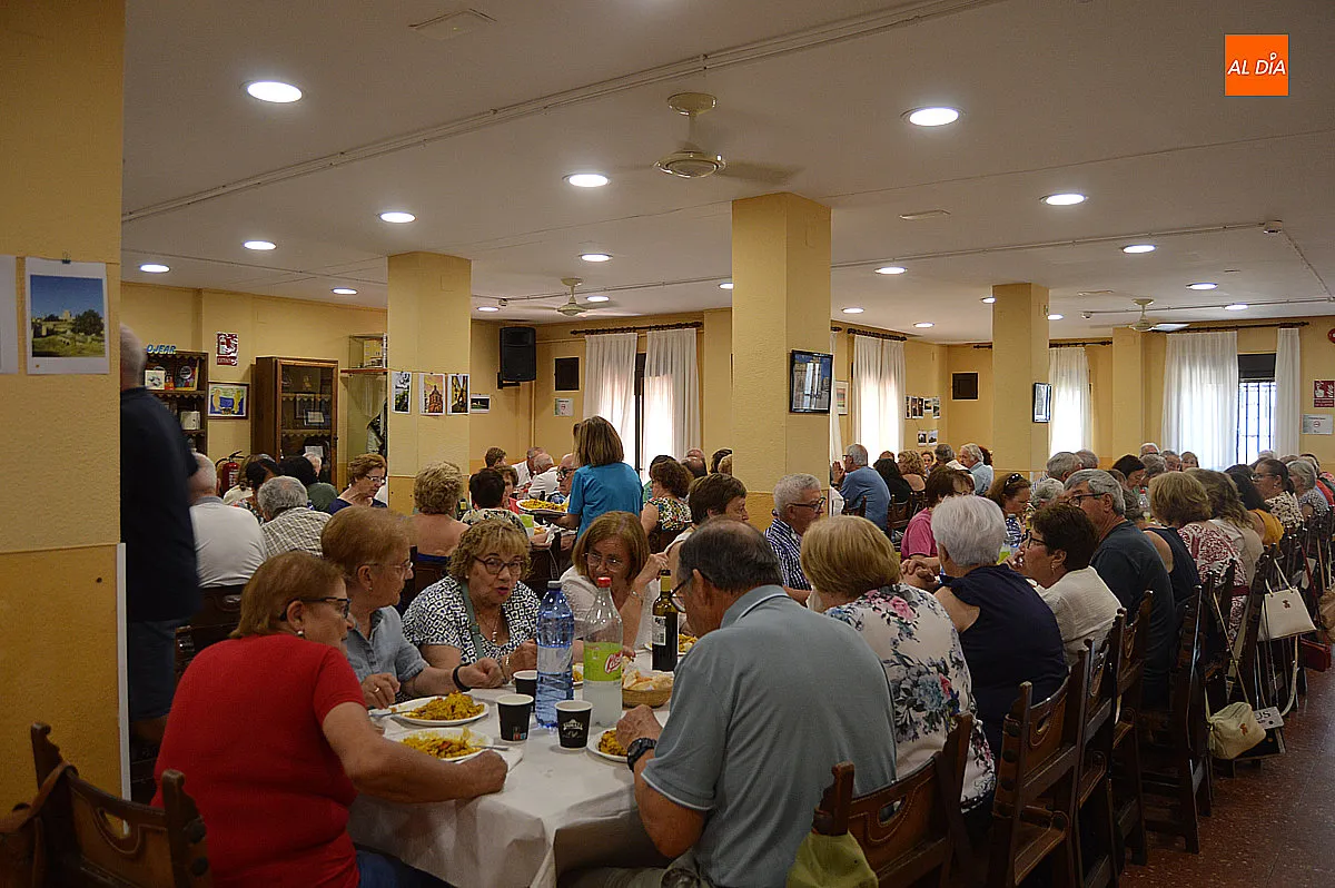 Centro de Día de Mayores comida de finde de curso 