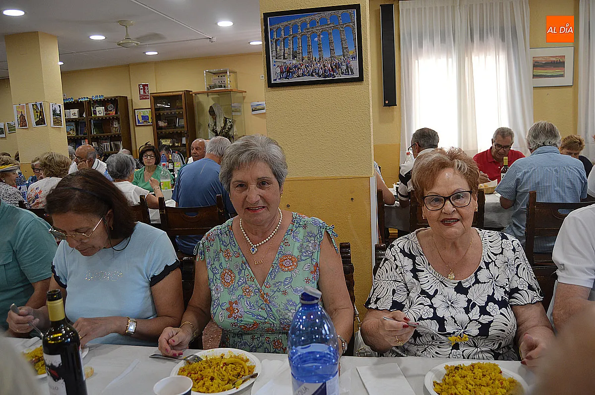 Centro de Día de Mayores comida de finde de curso 