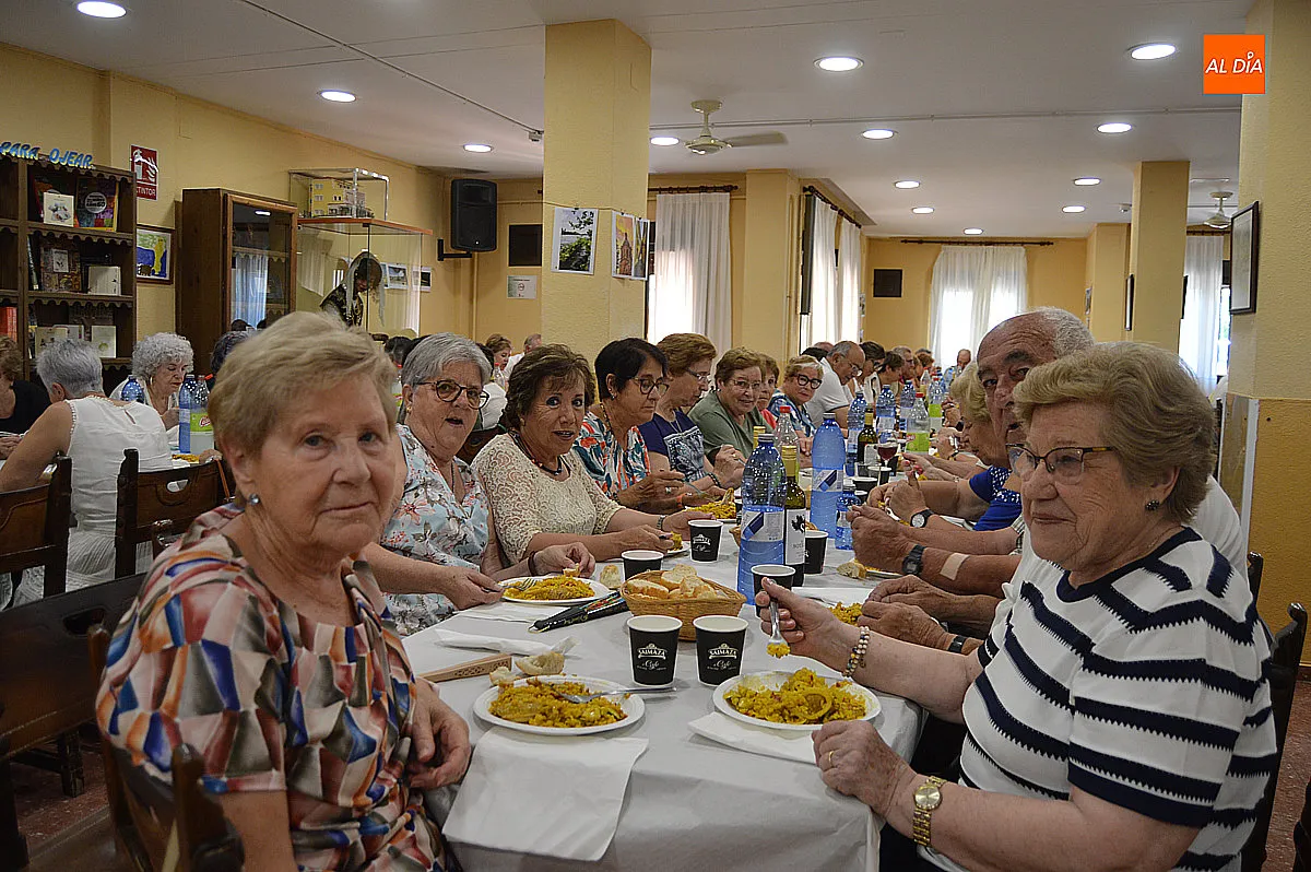 Centro de Día de Mayores comida de finde de curso 