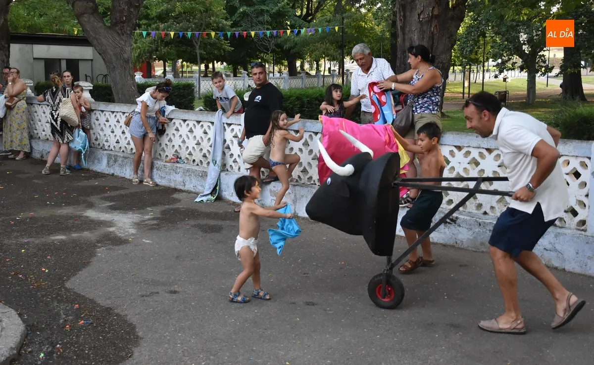 Foto 3 - Cuatro d&iacute;as de m&uacute;sica, juegos y paella popular en las fiestas del Barrio de San Andr&eacute;s