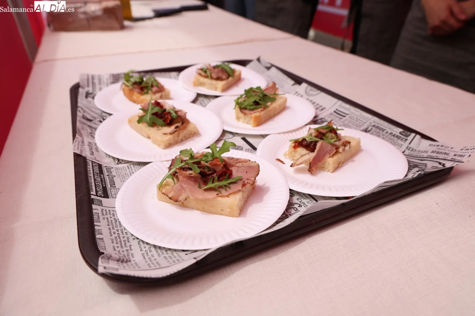 Degustaciones gratis de Ternera Charra por su 25 aniversario | FOTOS: David Sañudo