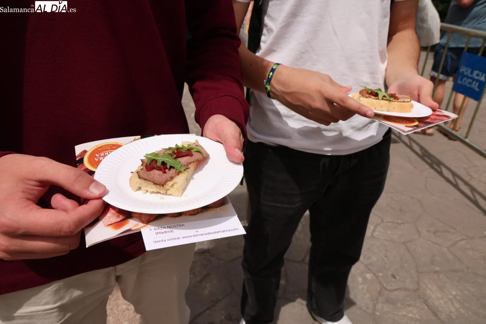 Degustaciones gratis de Ternera Charra por su 25 aniversario | FOTOS: David Sañudo
