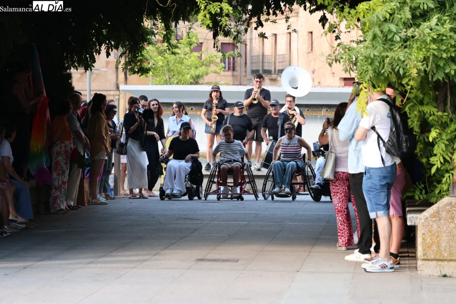 Carrera del 'Orgullo diverso' en Salamanca. Fotos: David Sañudo
