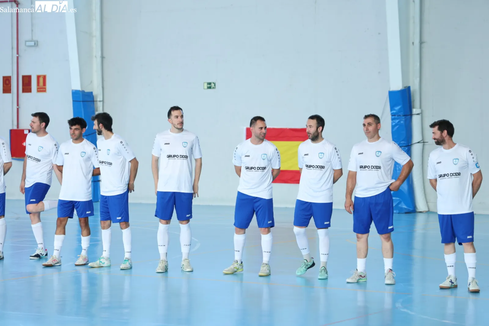 Partido de leyendas de España de fútbol sala y los veteranos del Salamanca FS en Aldeatejada. Fotos: David Sañudo