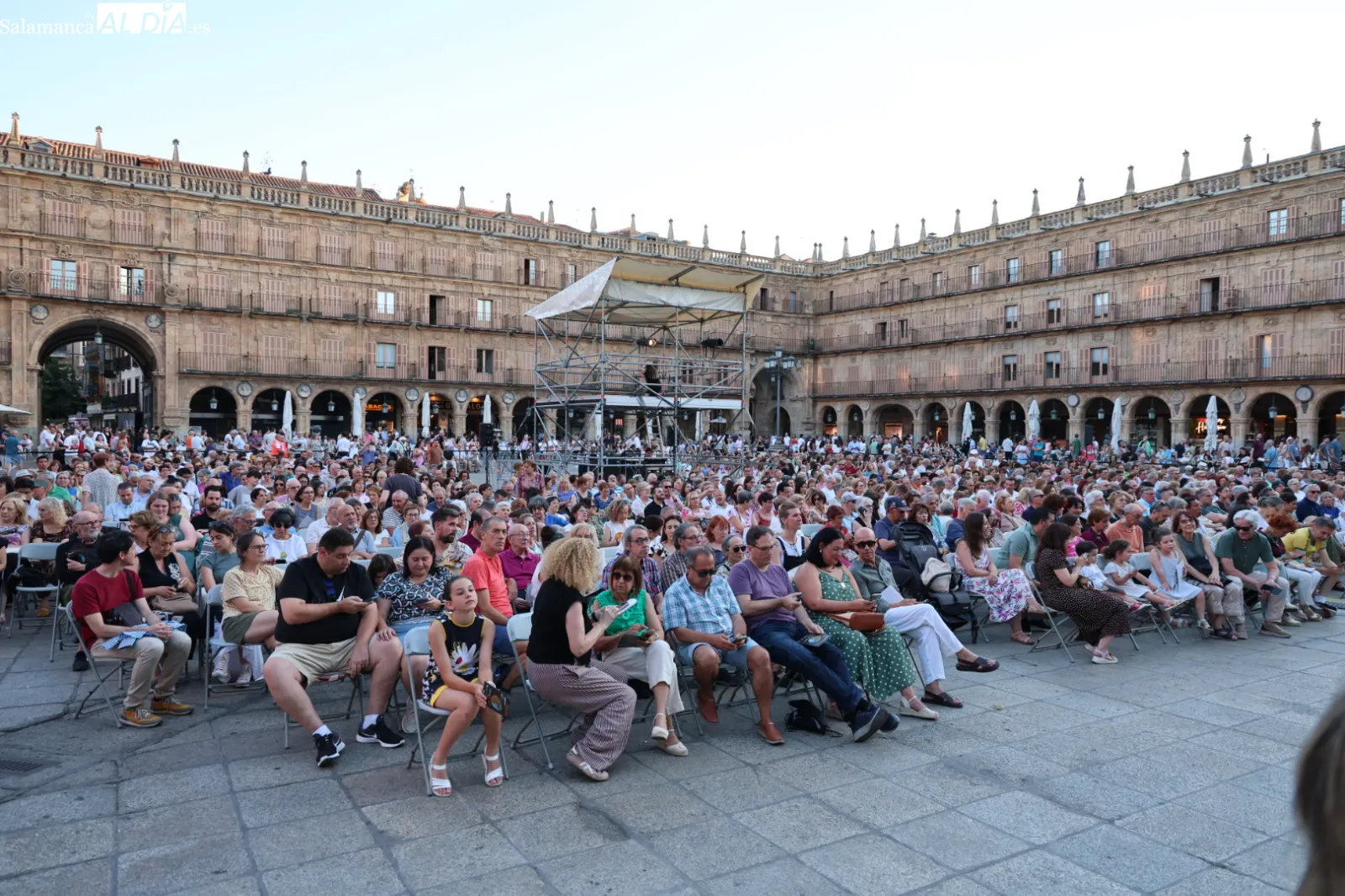 Concierto Orquesta Sinfónica de Castilla y León en la Plaza Mayor de Salamanca. Fotos: David Sañudo