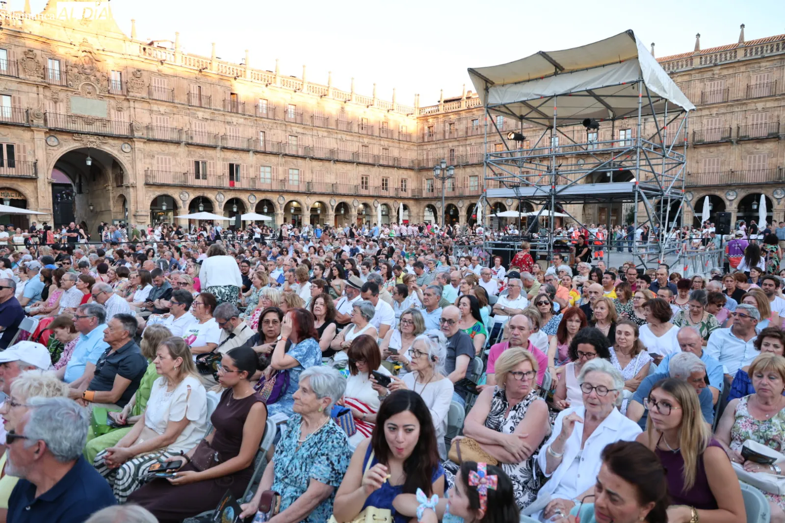 Concierto Orquesta Sinfónica de Castilla y León en la Plaza Mayor de Salamanca. Fotos: David Sañudo