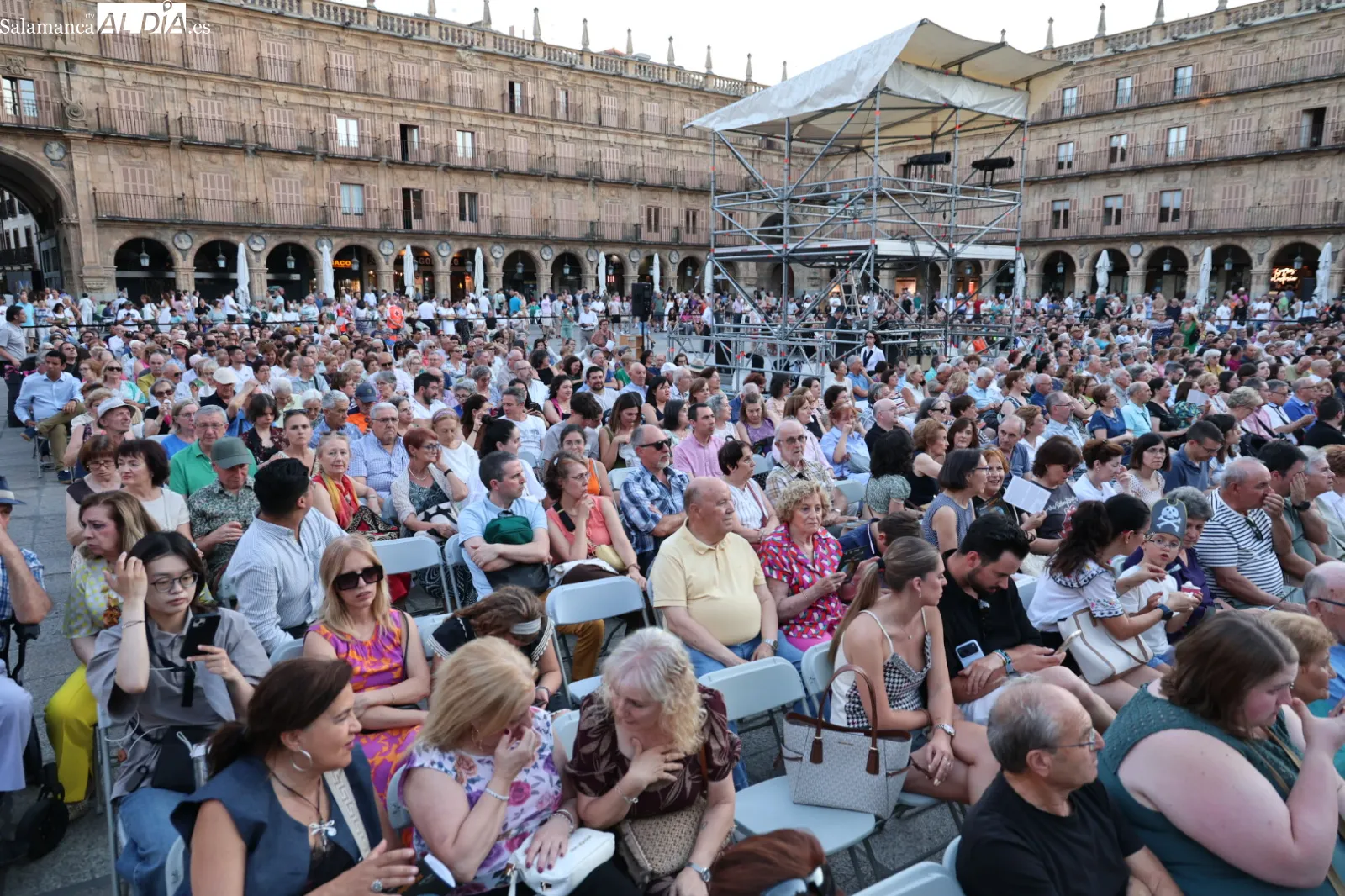 Concierto Orquesta Sinfónica de Castilla y León en la Plaza Mayor de Salamanca. Fotos: David Sañudo