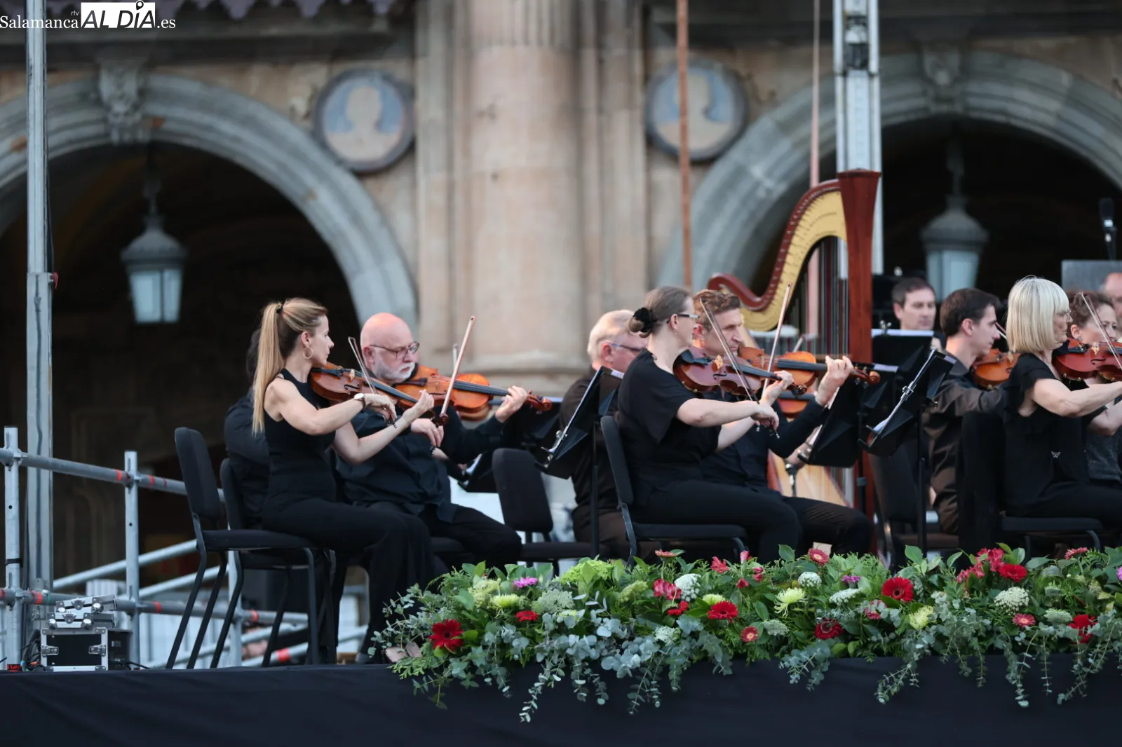 Concierto Orquesta Sinfónica de Castilla y León en la Plaza Mayor de Salamanca. Fotos: David Sañudo