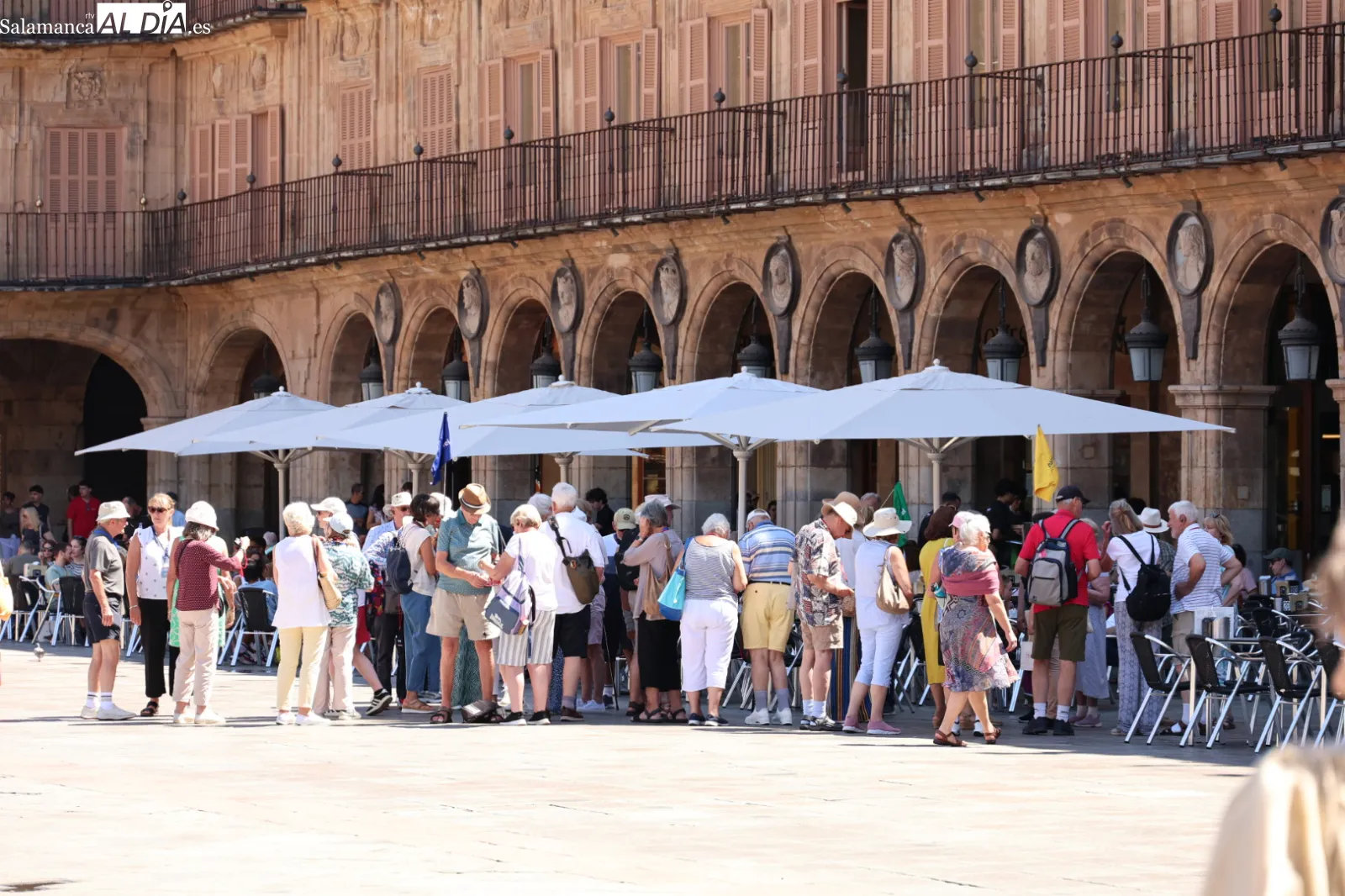 Ambiente en el centro de Salamanca este domingo. Fotos: David Sañudo