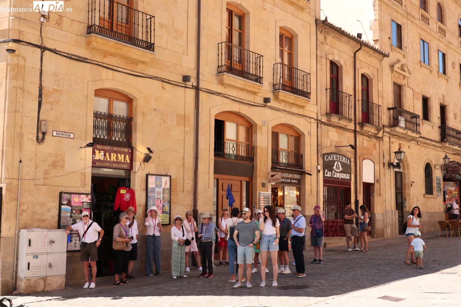 Ambiente en el centro de Salamanca este domingo. Fotos: David Sañudo