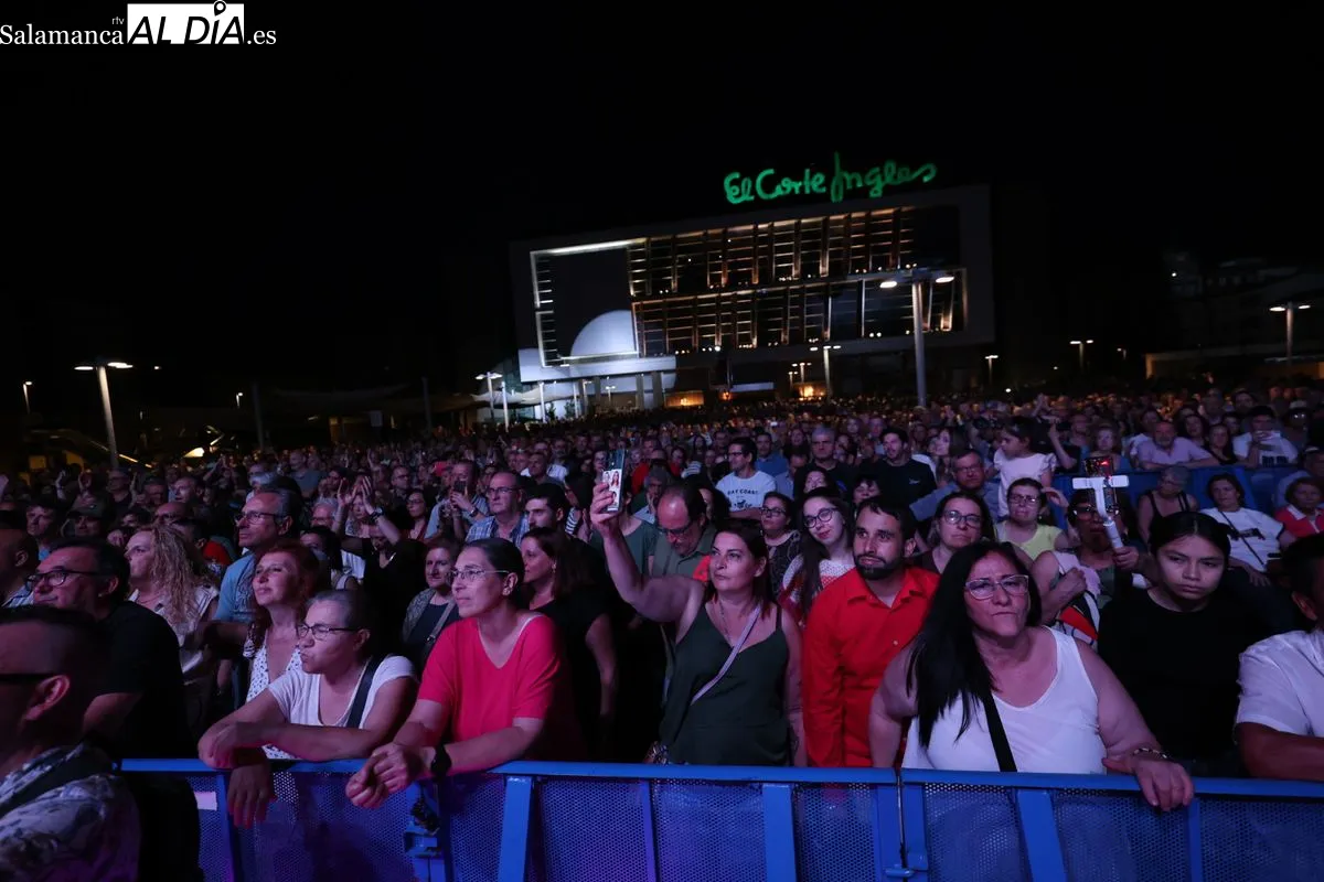 Concierto de Rafa Sánchez en la plaza de La Concordia | FOTOS: David Sañudo