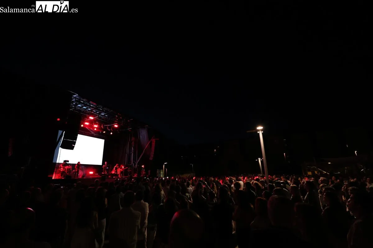 Concierto de Rafa Sánchez en la plaza de La Concordia | FOTOS: David Sañudo