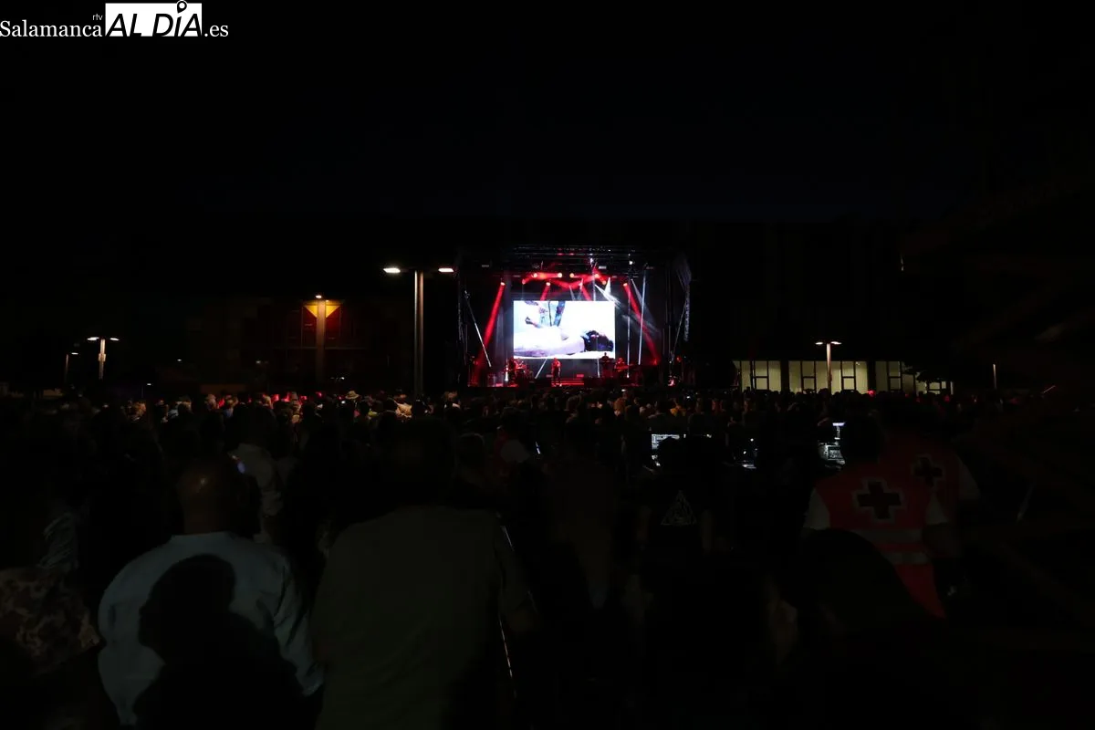 Concierto de Rafa Sánchez en la plaza de La Concordia | FOTOS: David Sañudo