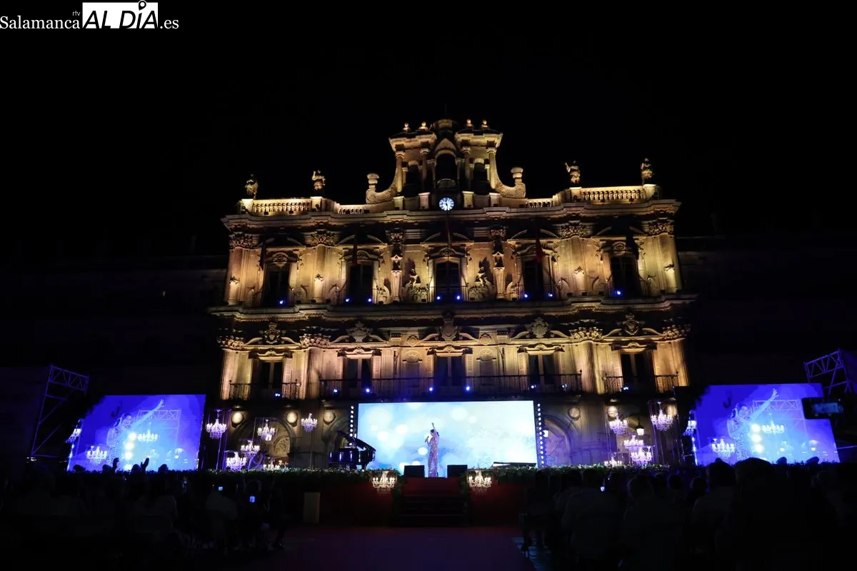 Concierto de Tamara en la Plaza Mayor | FOTOS: David Sañudo