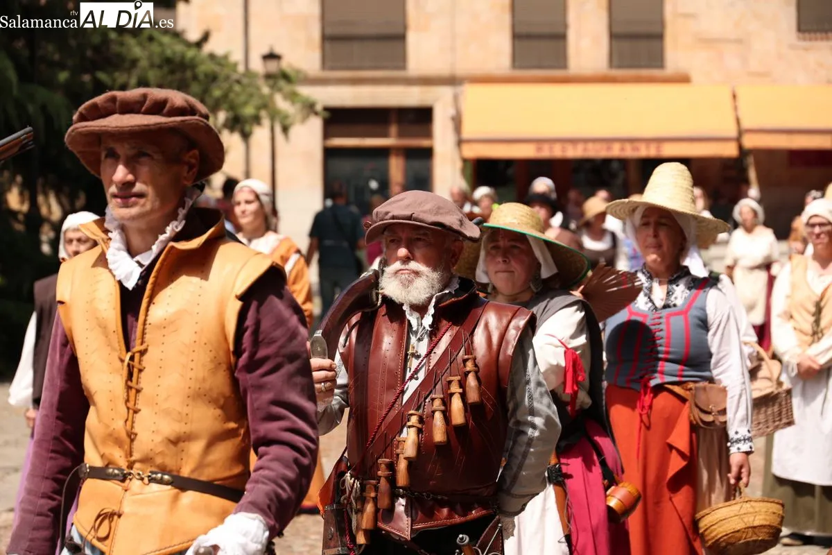 Espectacular desfile de época del Tercio de Salamanca | FOTOS: David Sañudo