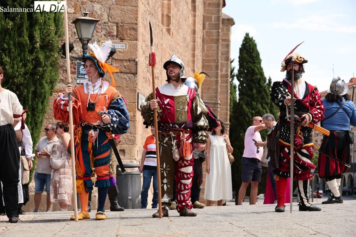 Espectacular desfile de época del Tercio de Salamanca | FOTOS: David Sañudo