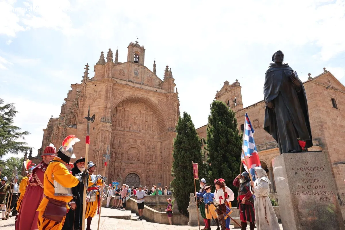 Espectacular desfile de época del Tercio de Salamanca | FOTOS: David Sañudo