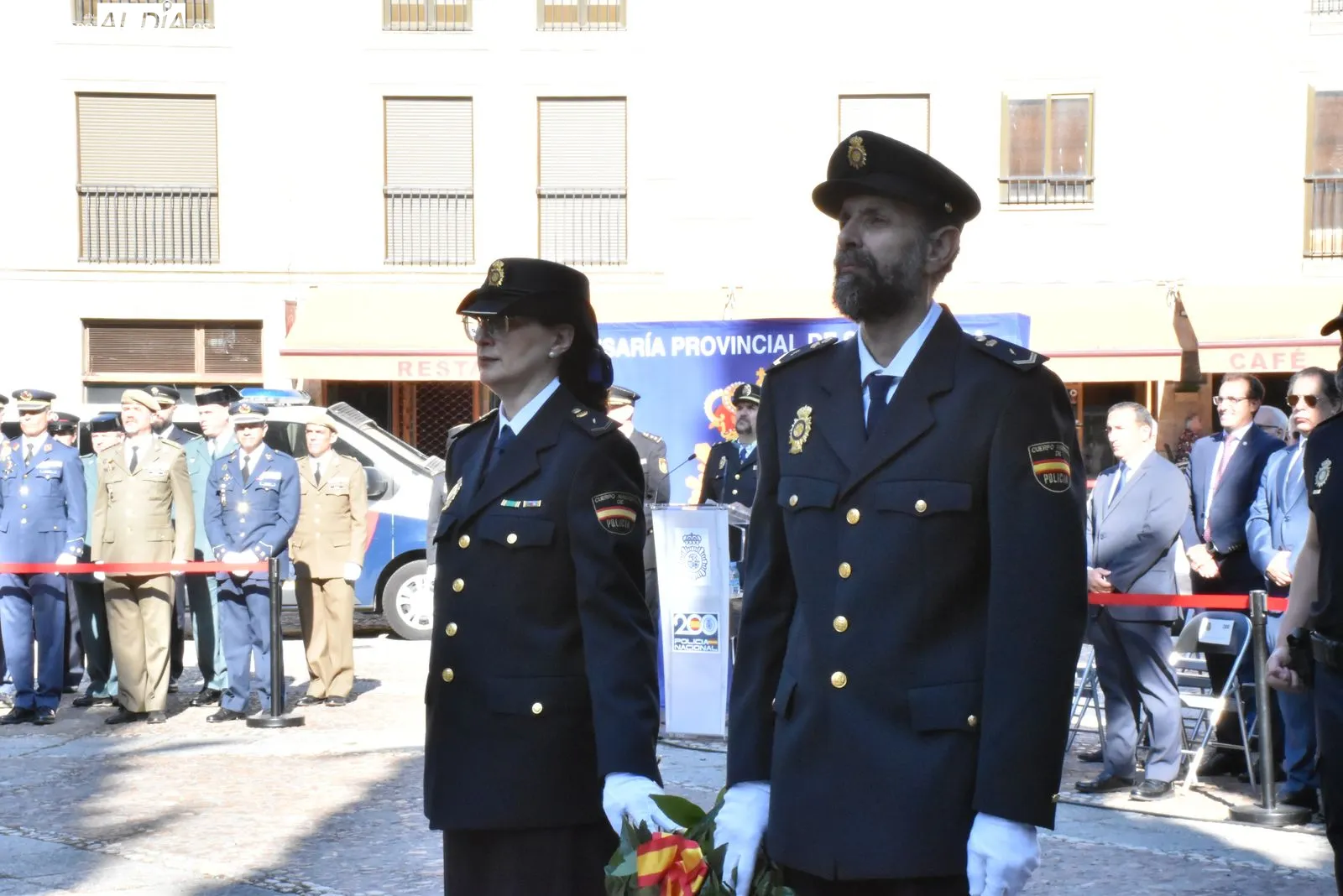 Salamanca rinde homenaje a los 188 policías víctimas del terrorismo | FOTOS: V. Martins 