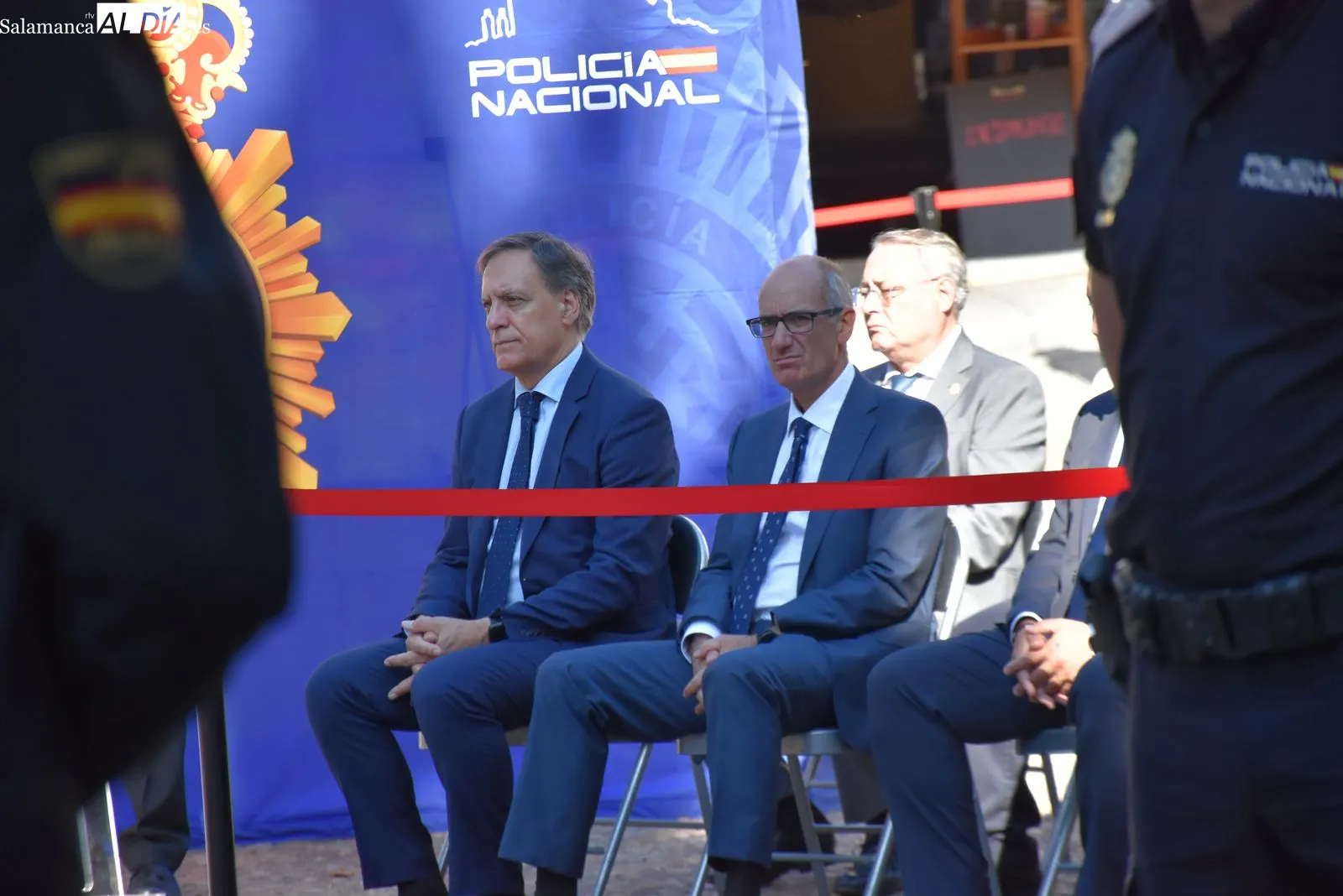Salamanca rinde homenaje a los 188 policías víctimas del terrorismo | FOTOS: V. Martins 