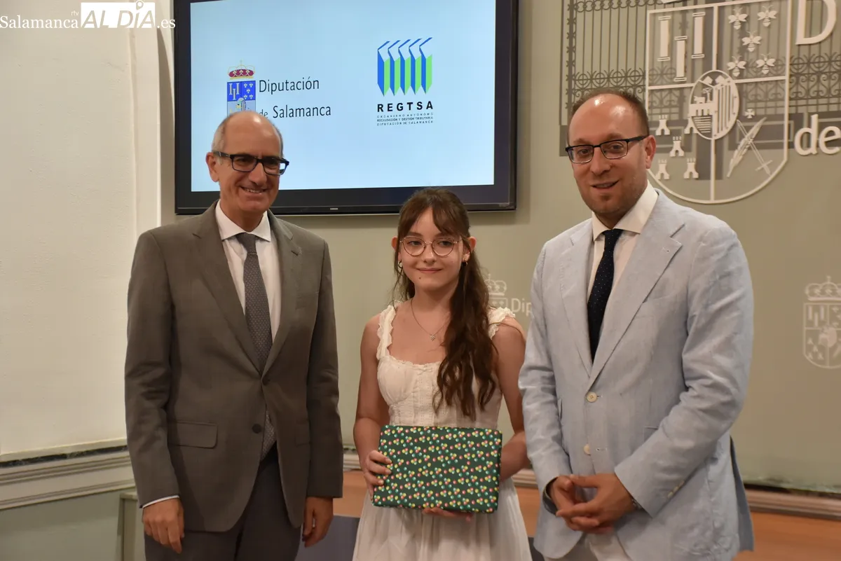 Cerca de 800 alumnos salmantinos aprenden el valor de los impuestos con REGTSA. Fotos de Miguel González