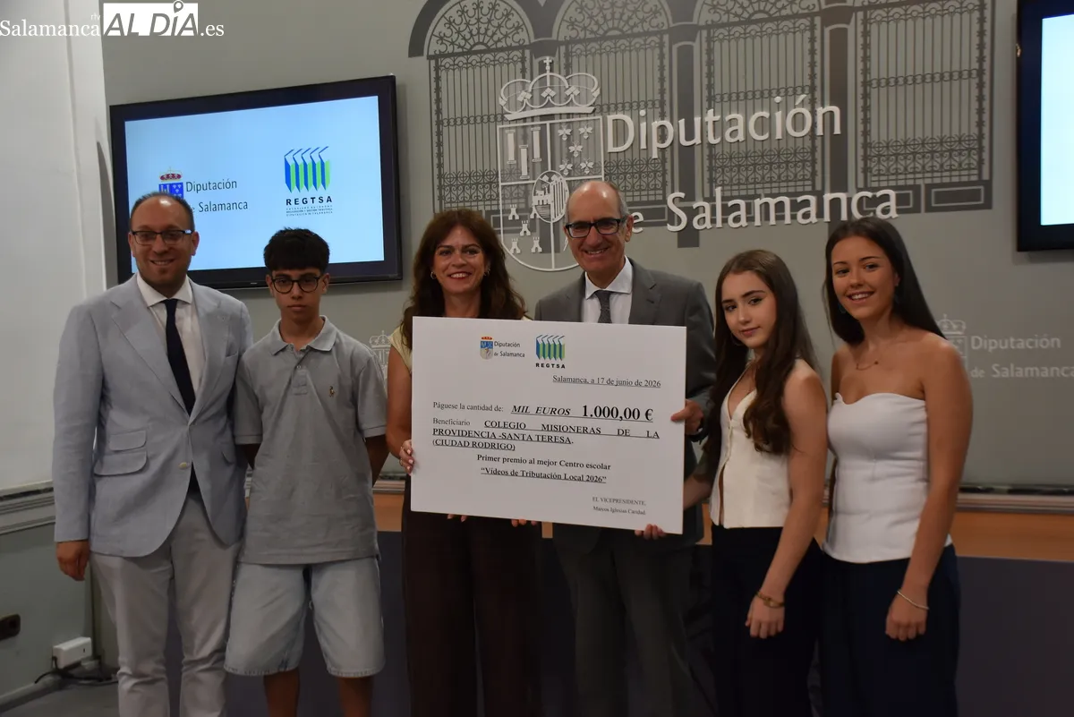 Cerca de 800 alumnos salmantinos aprenden el valor de los impuestos con REGTSA. Fotos de Miguel González