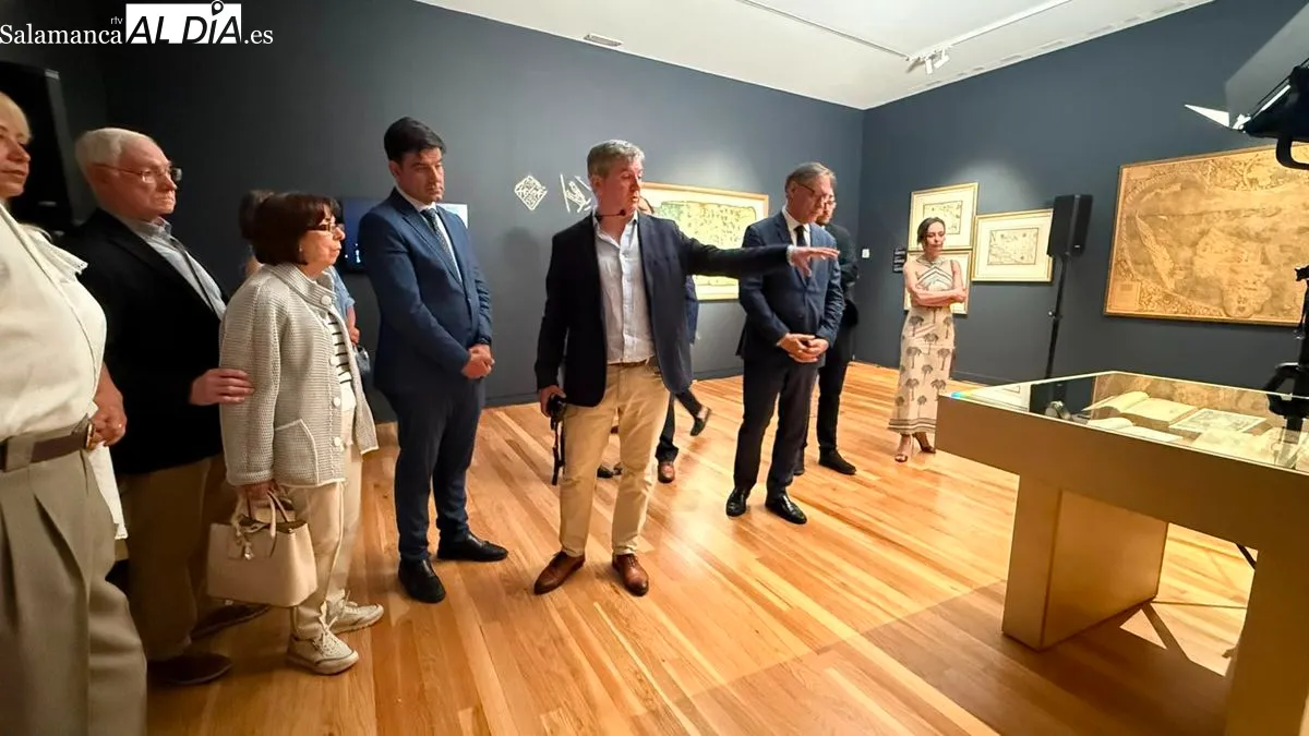 La Sala de Exposiciones de San Eloy acoge las muestras 'Alma de América' y 'Mundus Novus'. Foto T. S.