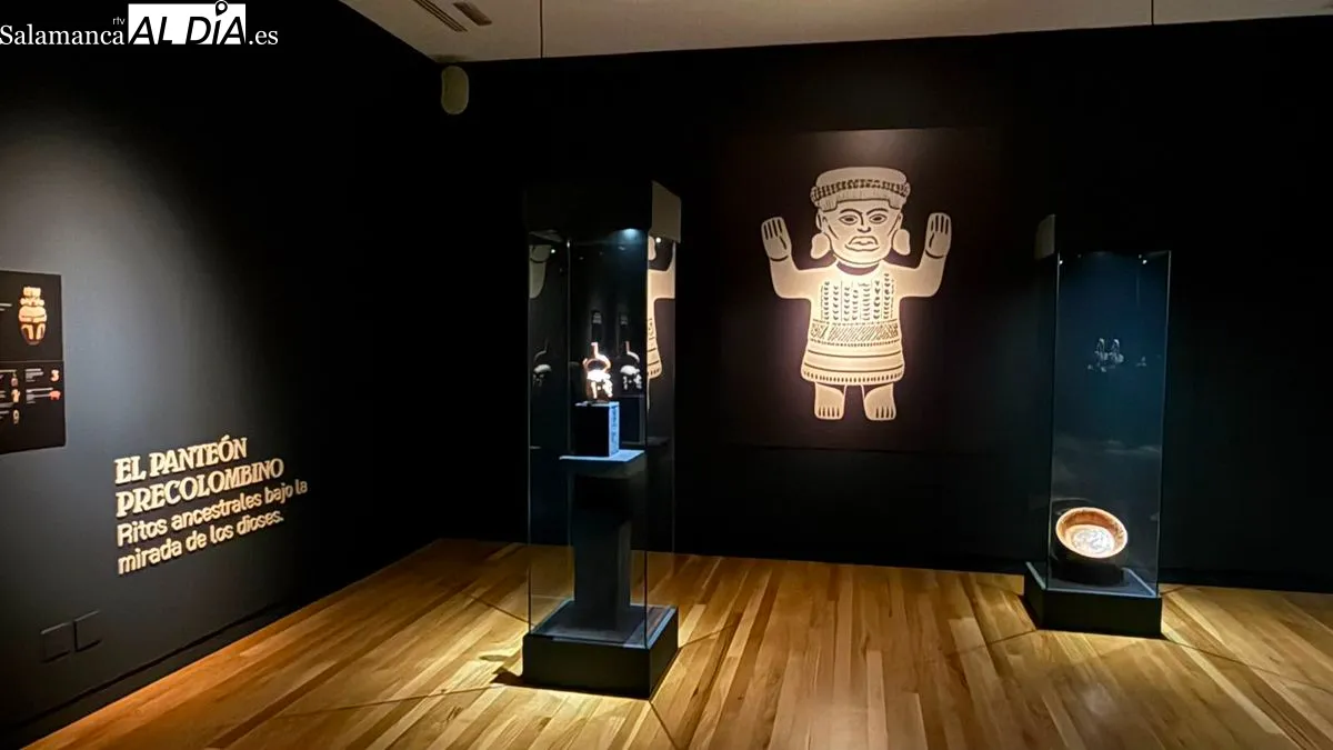 La Sala de Exposiciones de San Eloy acoge las muestras 'Alma de América' y 'Mundus Novus'. Foto T. S.