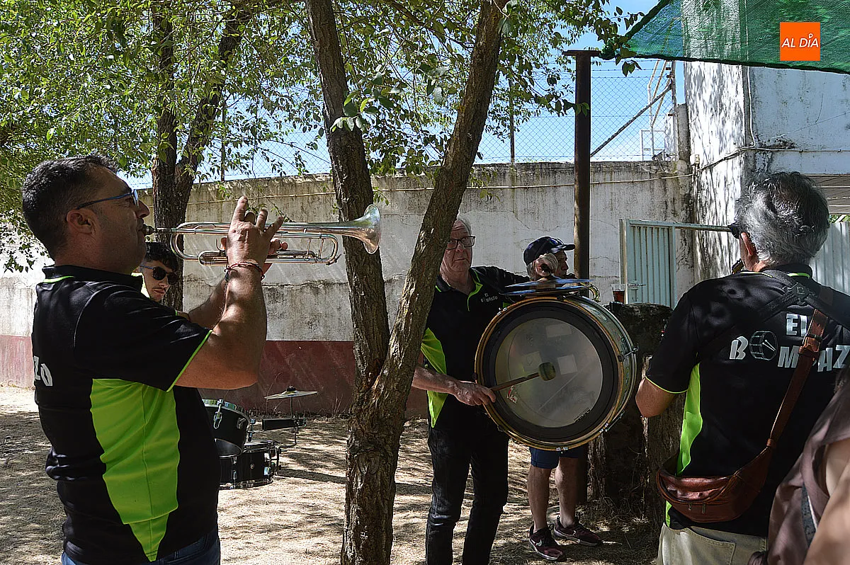 Encierro a caballo  del domingo de El Payo 