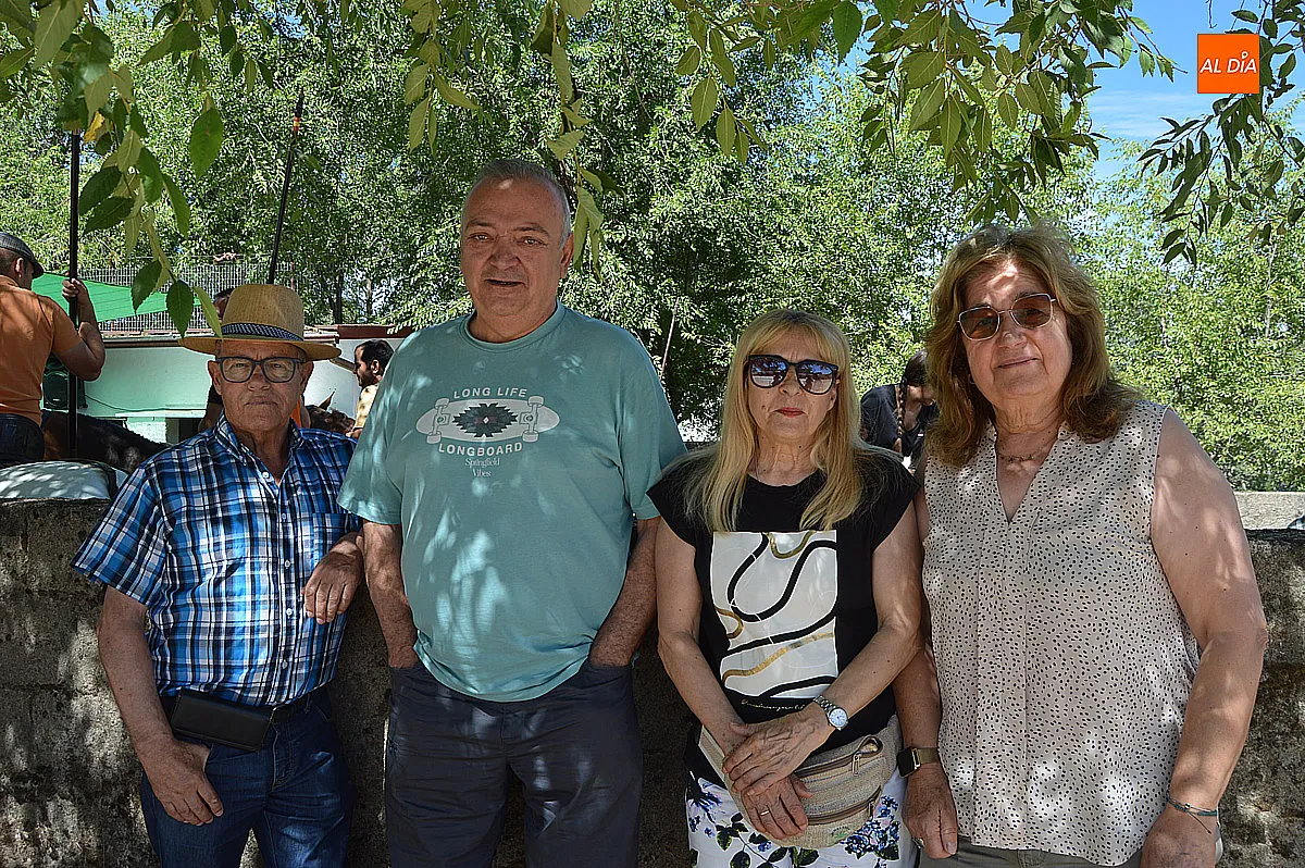 Encierro a caballo  del domingo de El Payo 