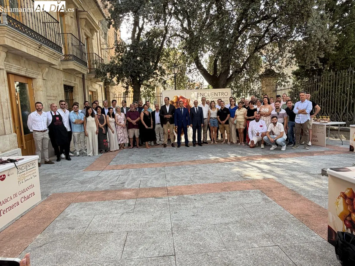 La Diputación de Salamanca ha acogido el primer encuentro entre productores de la marca 'Salamanca en Bandeja' y profesionales de la restauración. Foto de Vanesa Martins