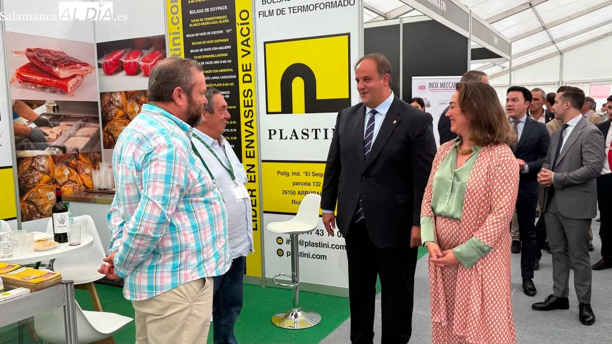 Guijuelo ha inaugurado la XXII Feria de la Industria Cárnica (FIC 2026), un evento que reúne a más de 200 empresas. Foto T. S.