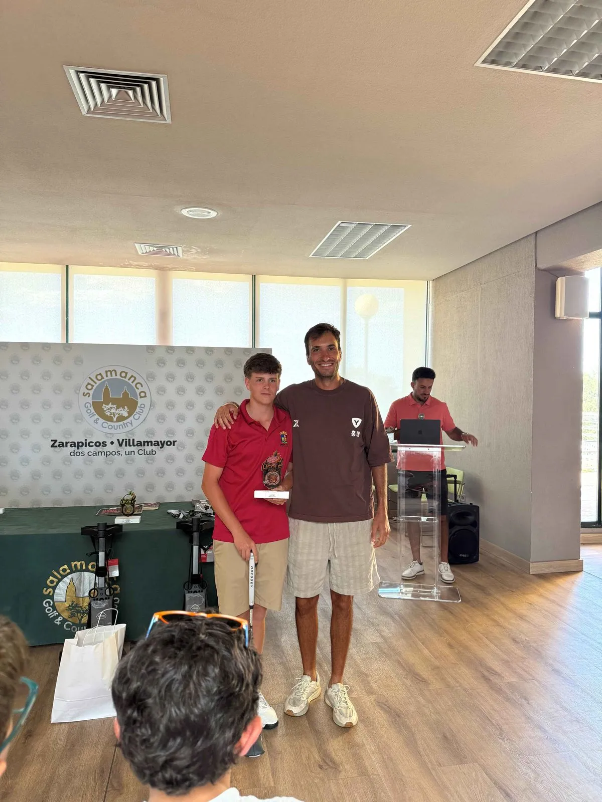 Foto 3 - Javier Mielgo y Esther Mart&iacute;n vencen en la gran final de la LIGOLF
