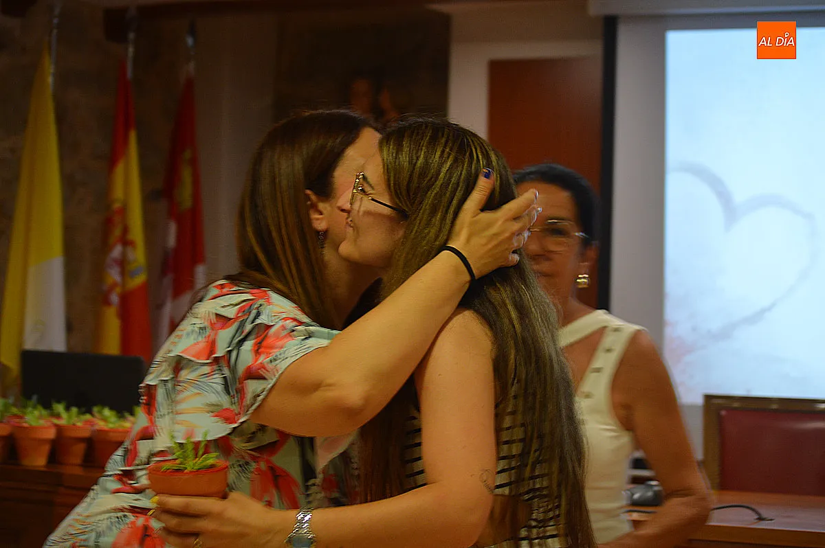 Homenaje de Caritas a los voluntarios, empresas e instituciones en el obispado 