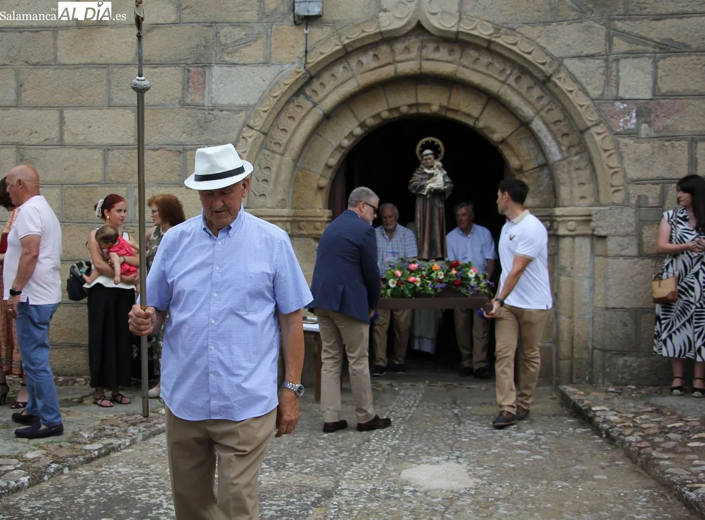 Foto 8 - Cerralbo honra a San Antonio con actos religiosos y un convite ofrecido por el Ayuntamiento