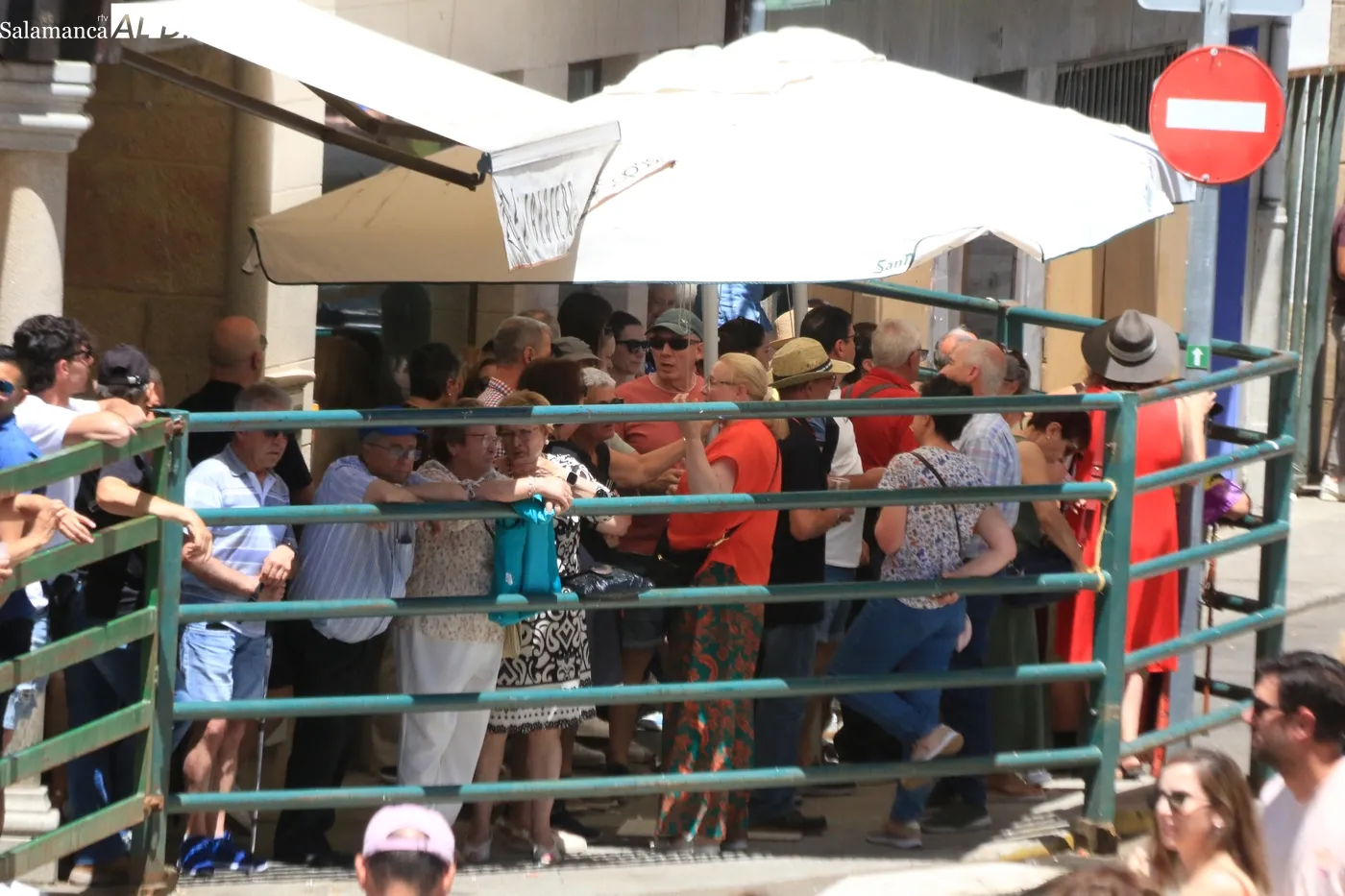 Encierro a caballo del Corpus en Vitigudino / CORRAL