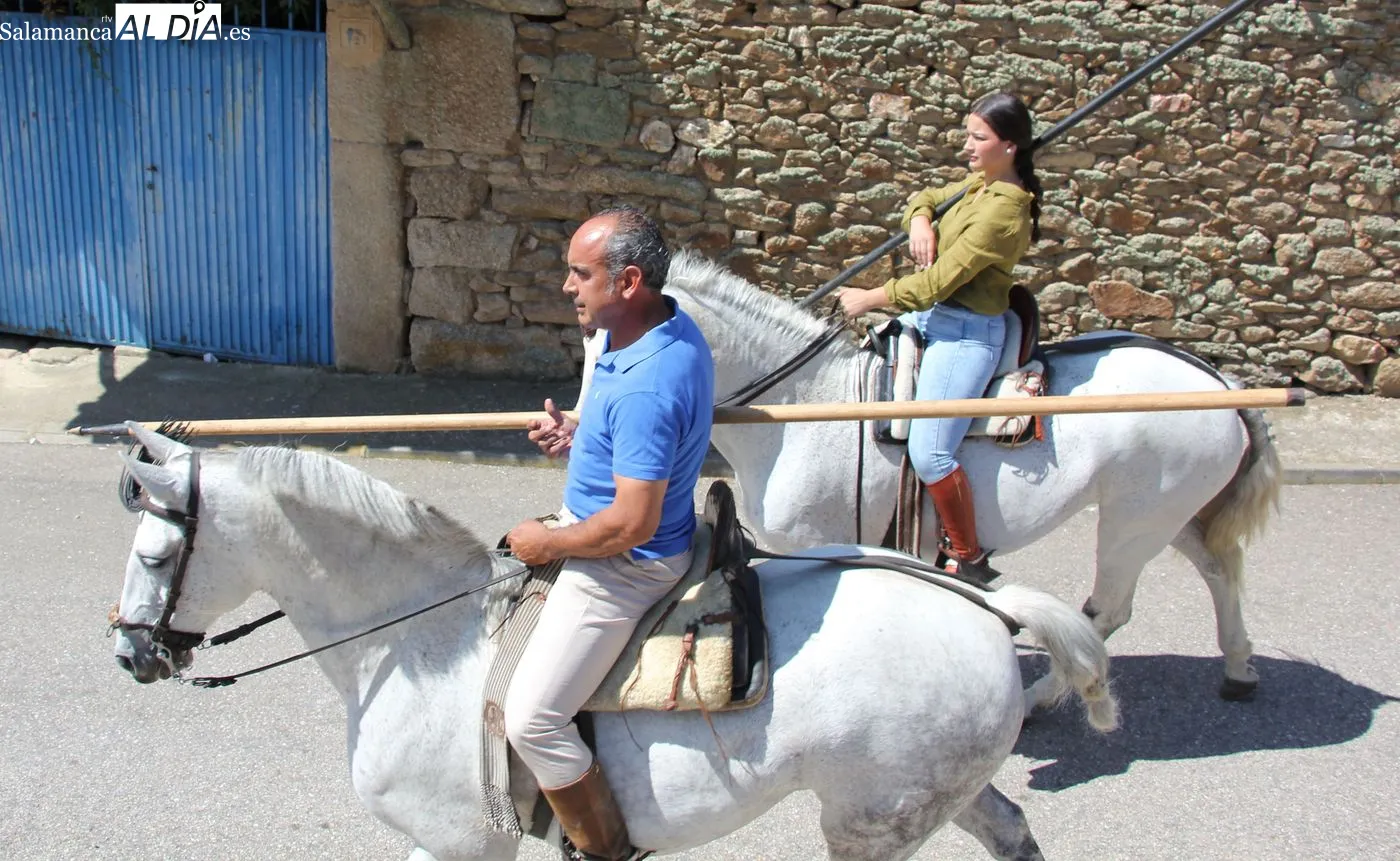 Encierro a caballo en Bogajo con reses de Hros. de Dionisio Rodríguez