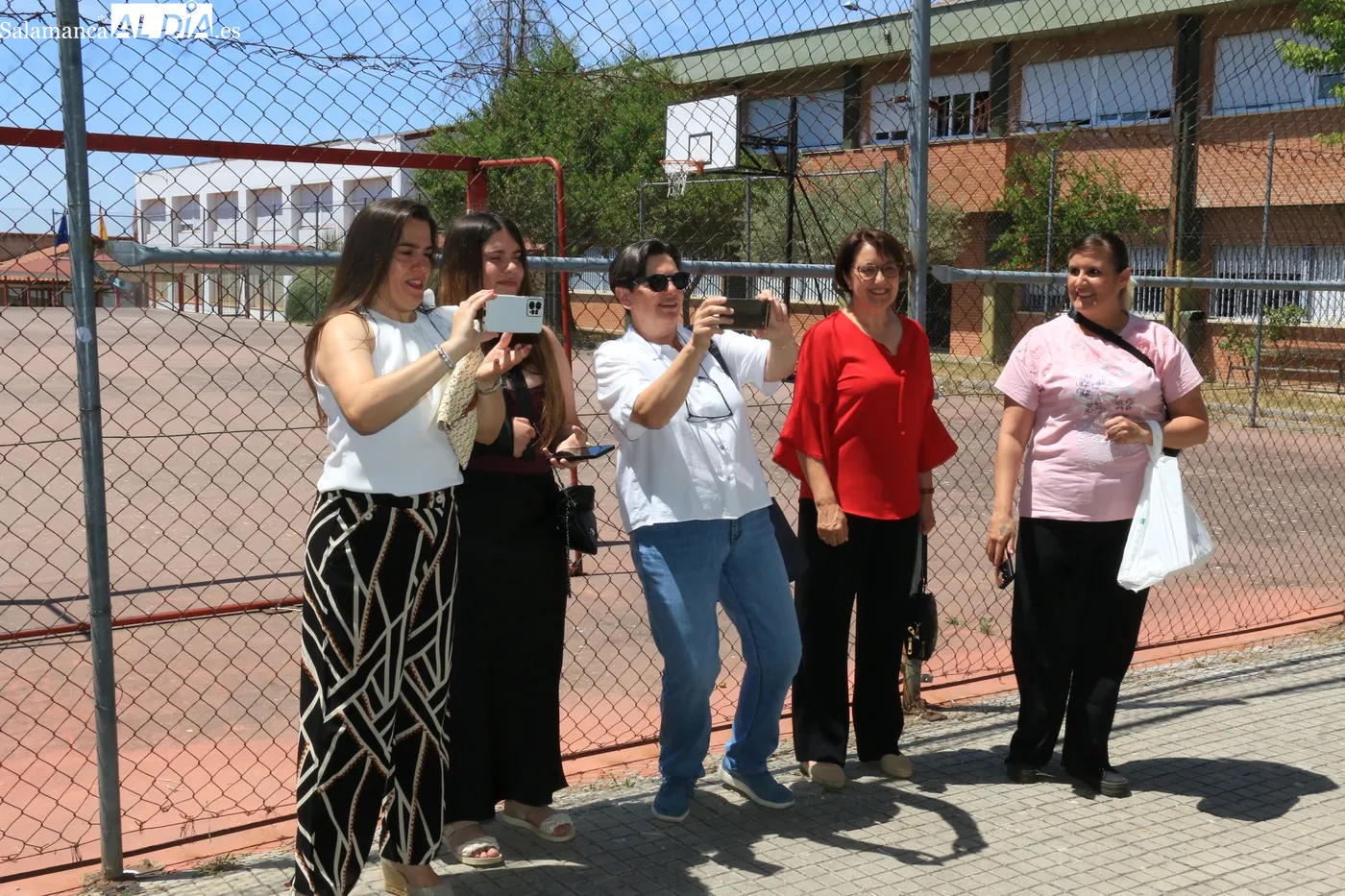Graduación de siete alumnos de Bachillerato en Lumbrales / CORRAL
