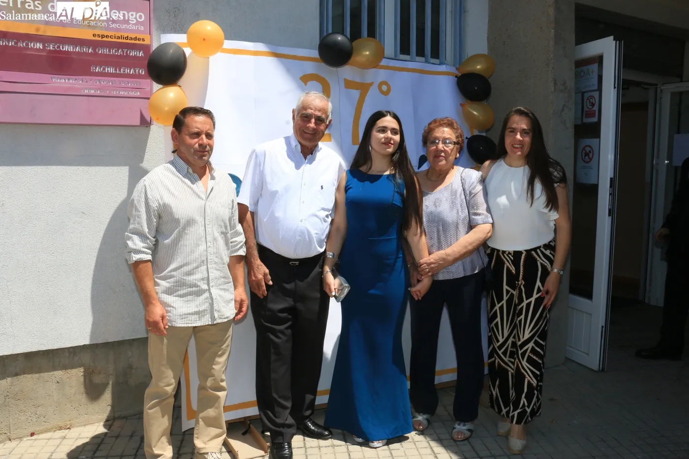 Graduación de siete alumnos de Bachillerato en Lumbrales / CORRAL